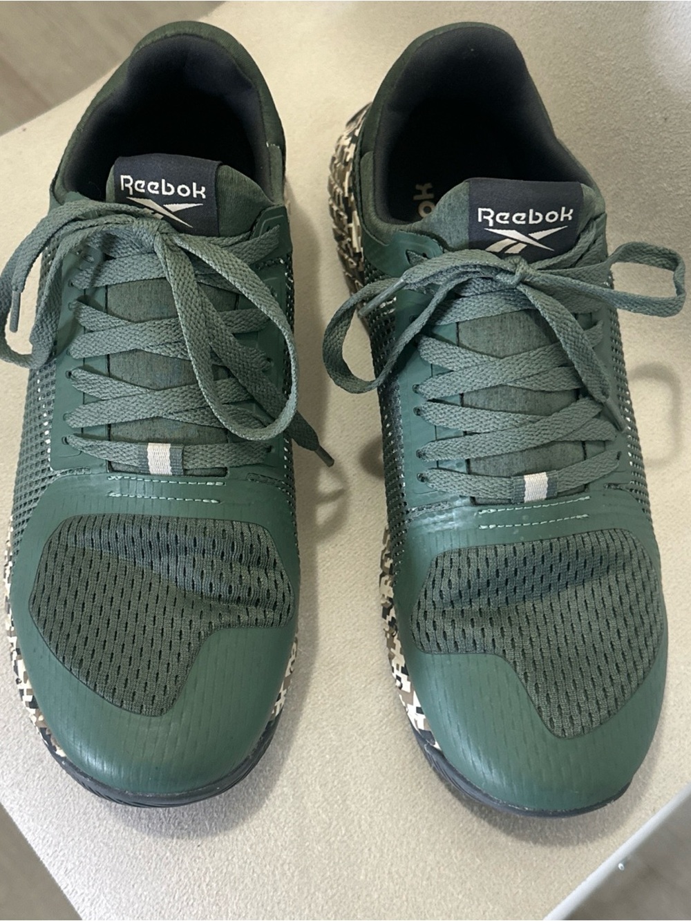 Reebok Men's Dark Green Mesh Lace-Up Sneakers